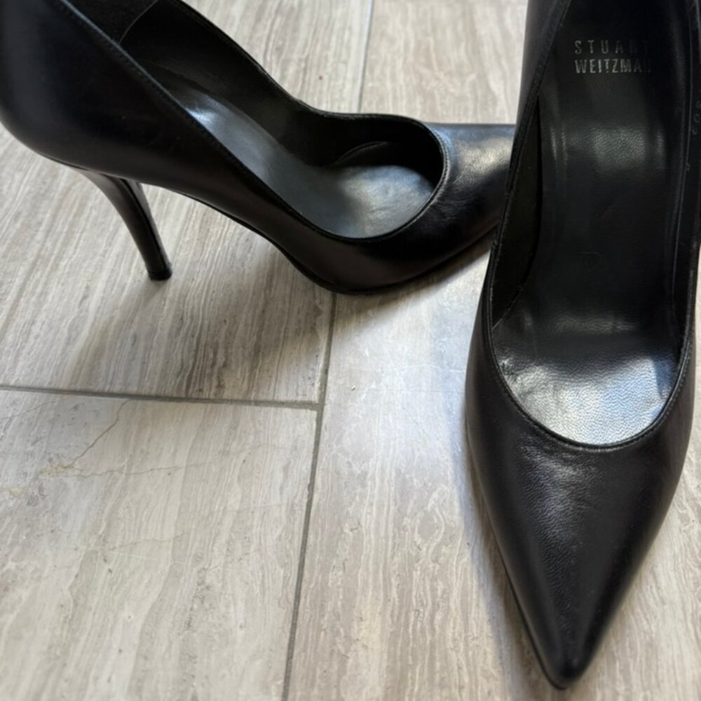 Stuart Weitzman Black Pumps